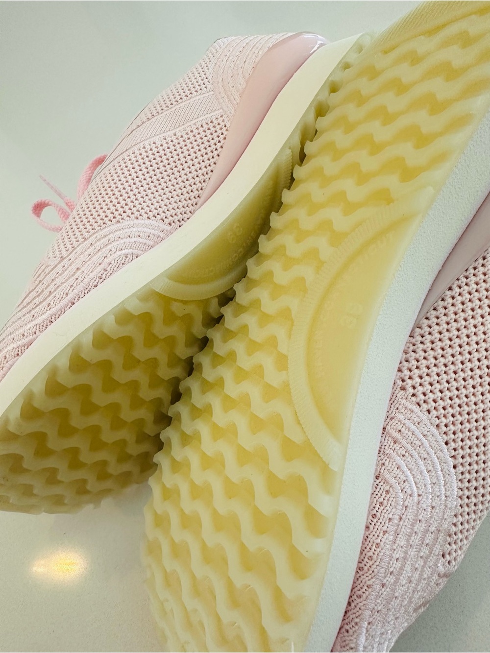 Gant Women’s Knit Lace-Up Sneakers - Light Pink NWOT - Picture 4 of 7